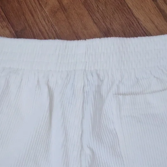 Hammies High-Rise Off-White Corduroy Women's Shorts Size 32 - Picture 4 of 8
